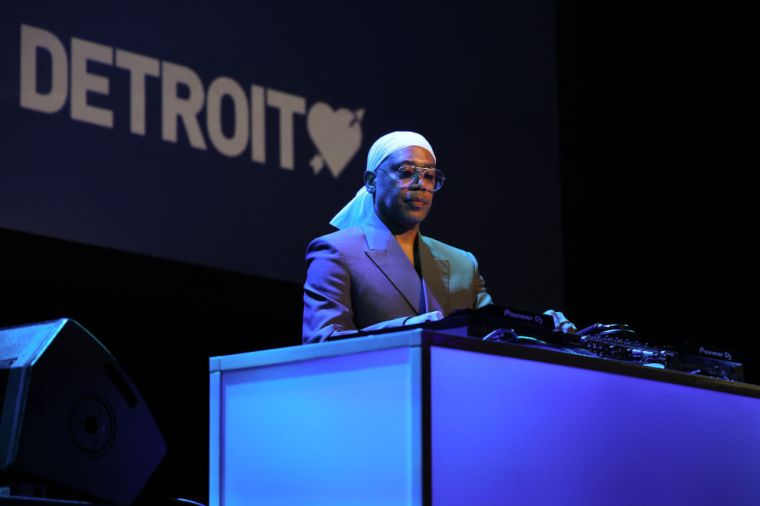 DAY 7: Carl Craig giving the crowd what they want