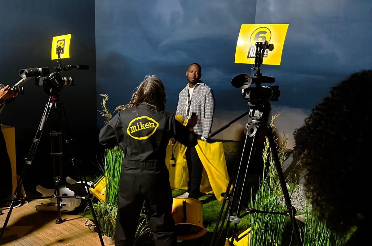 Lamorne Morris x Mike's Hard Lemonade Jobstacle