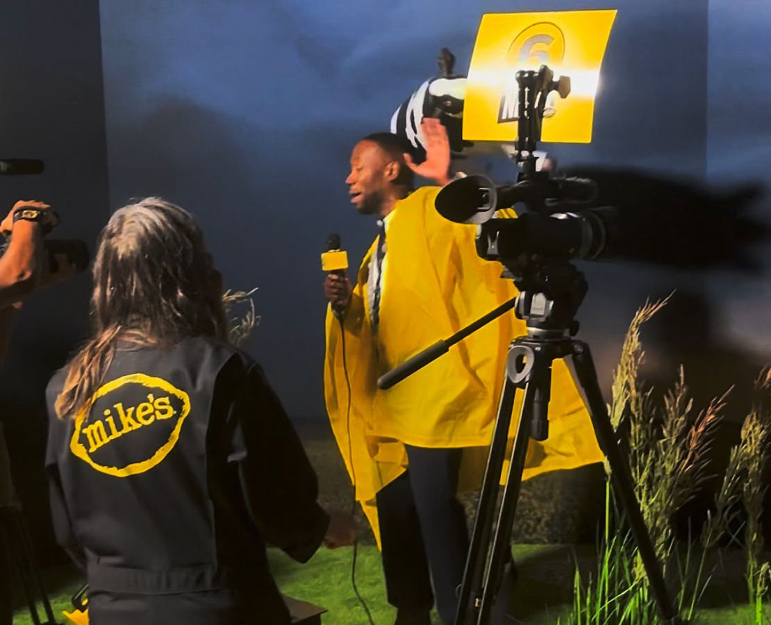 Lamorne Morris x Mike's Hard Lemonade Jobstacle