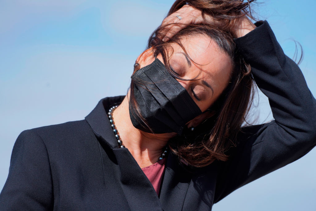 VP Harris tours Lake Mead