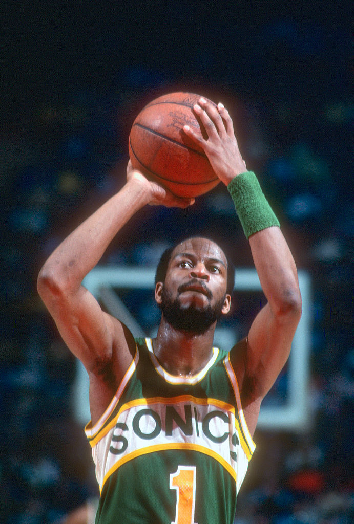 Seattle Supersonics v Washington Bullets