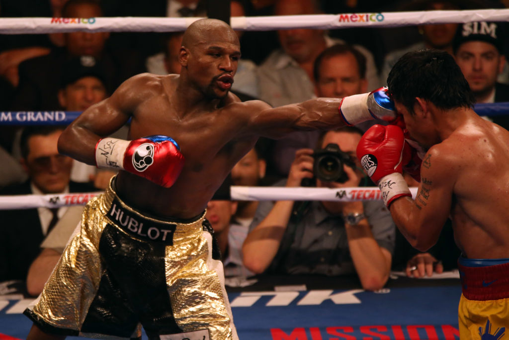 Manny Pacquiao Fights Floyd Mayweather in Welterweight Title Fight