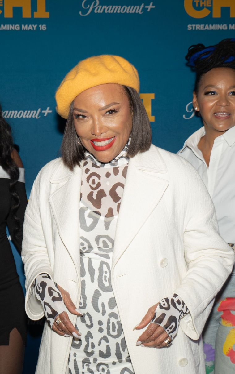 Lynn Whitfield (photo by Melissa Nyomi Stoll of Melshotya)