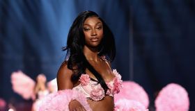 Victoria's Secret Fashion Show 2025 - Runway