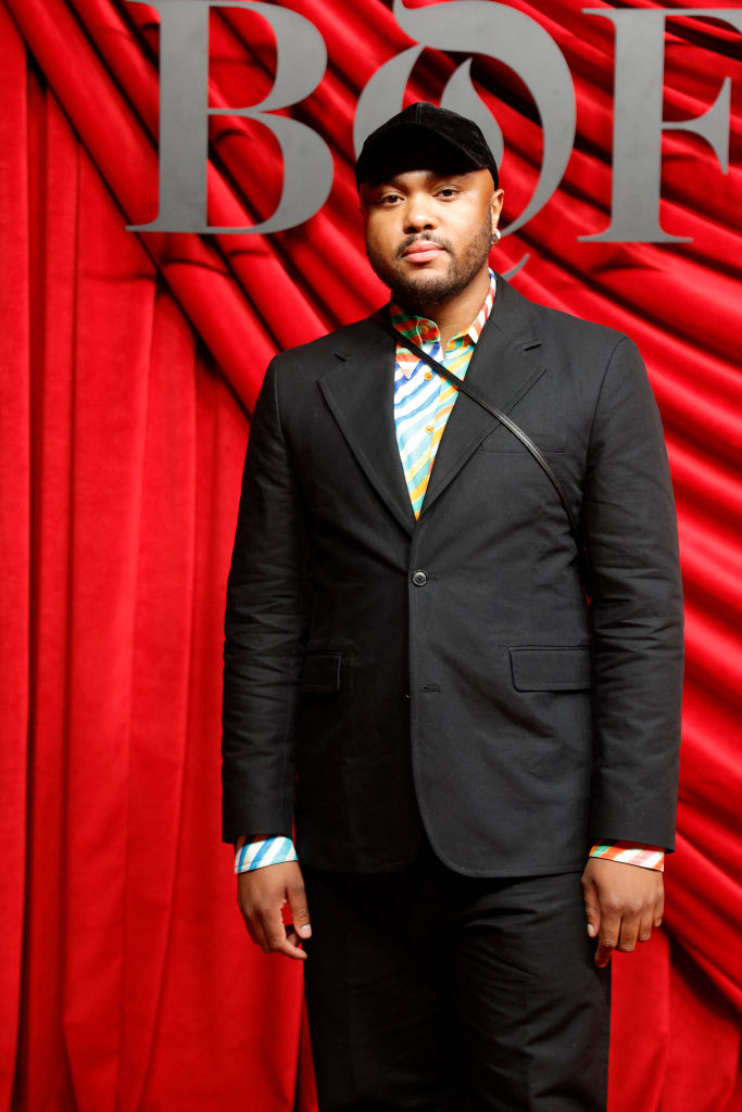 FASHION-FRANCE-WOMEN-BOF500-GALA