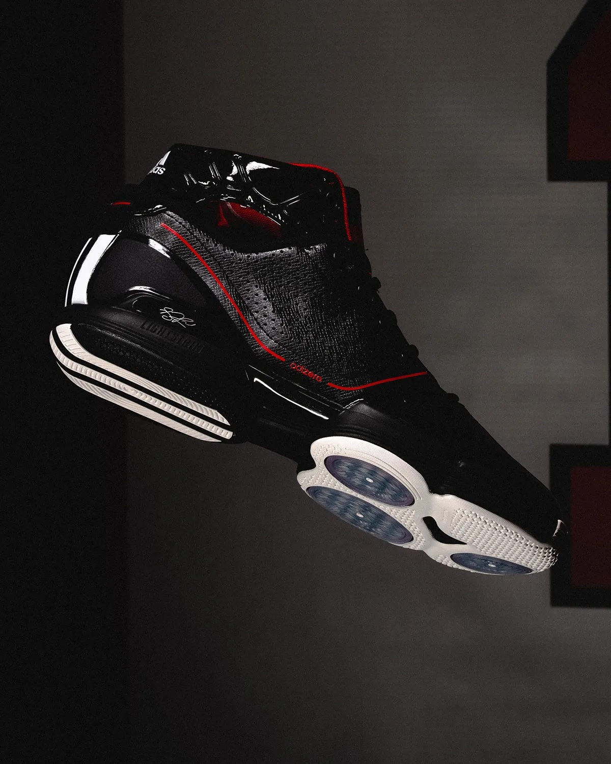 derrick rose first shoes