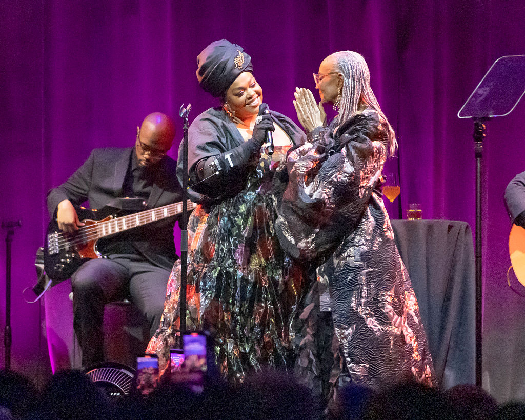 Jill Scott Makes Uncommon Look to Honor Susan L. Taylor Jill Scott Makes Uncommon Look to Honor Susan L. Taylor