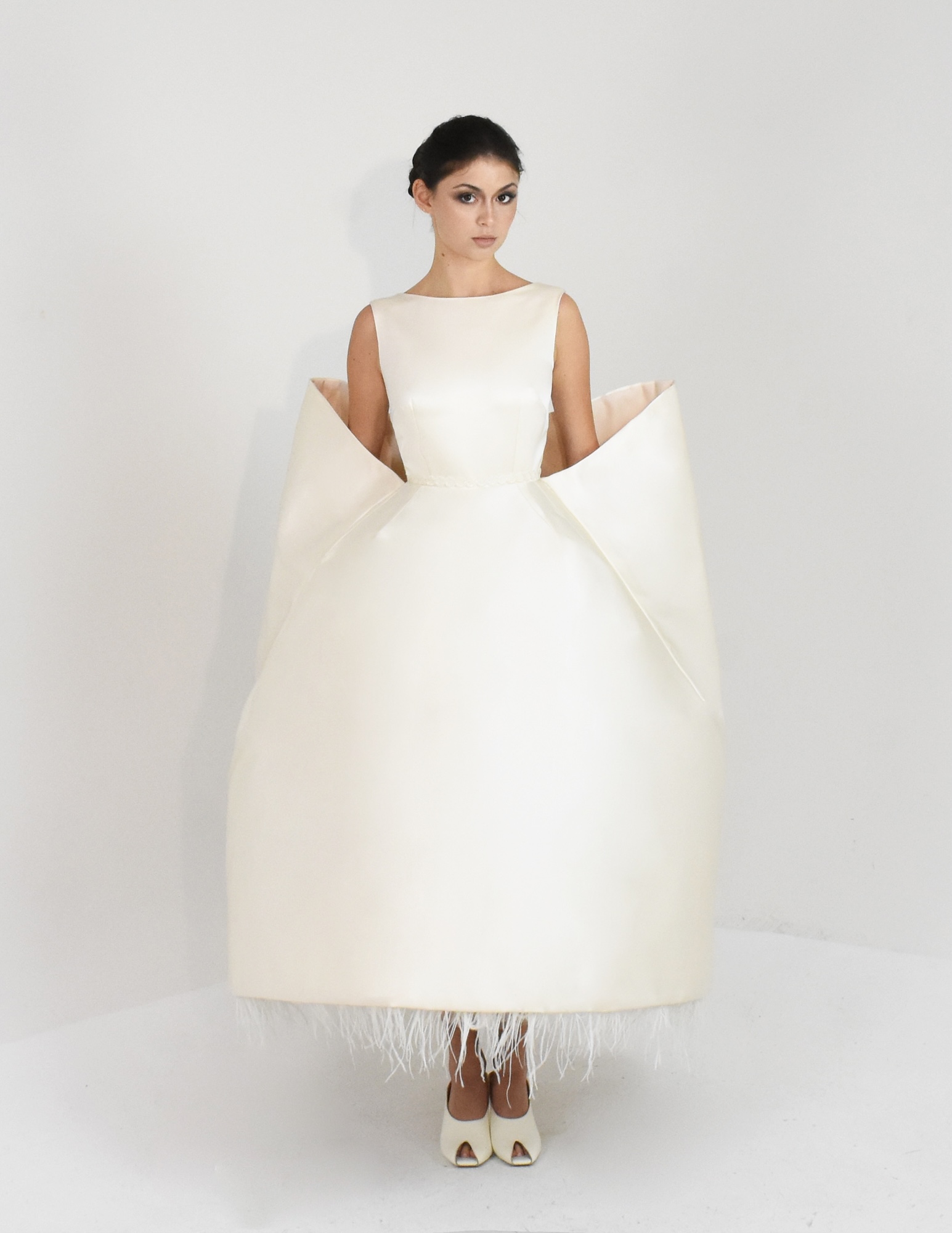 Victor de Souza Showcases 2026 Couture Bridal Range
