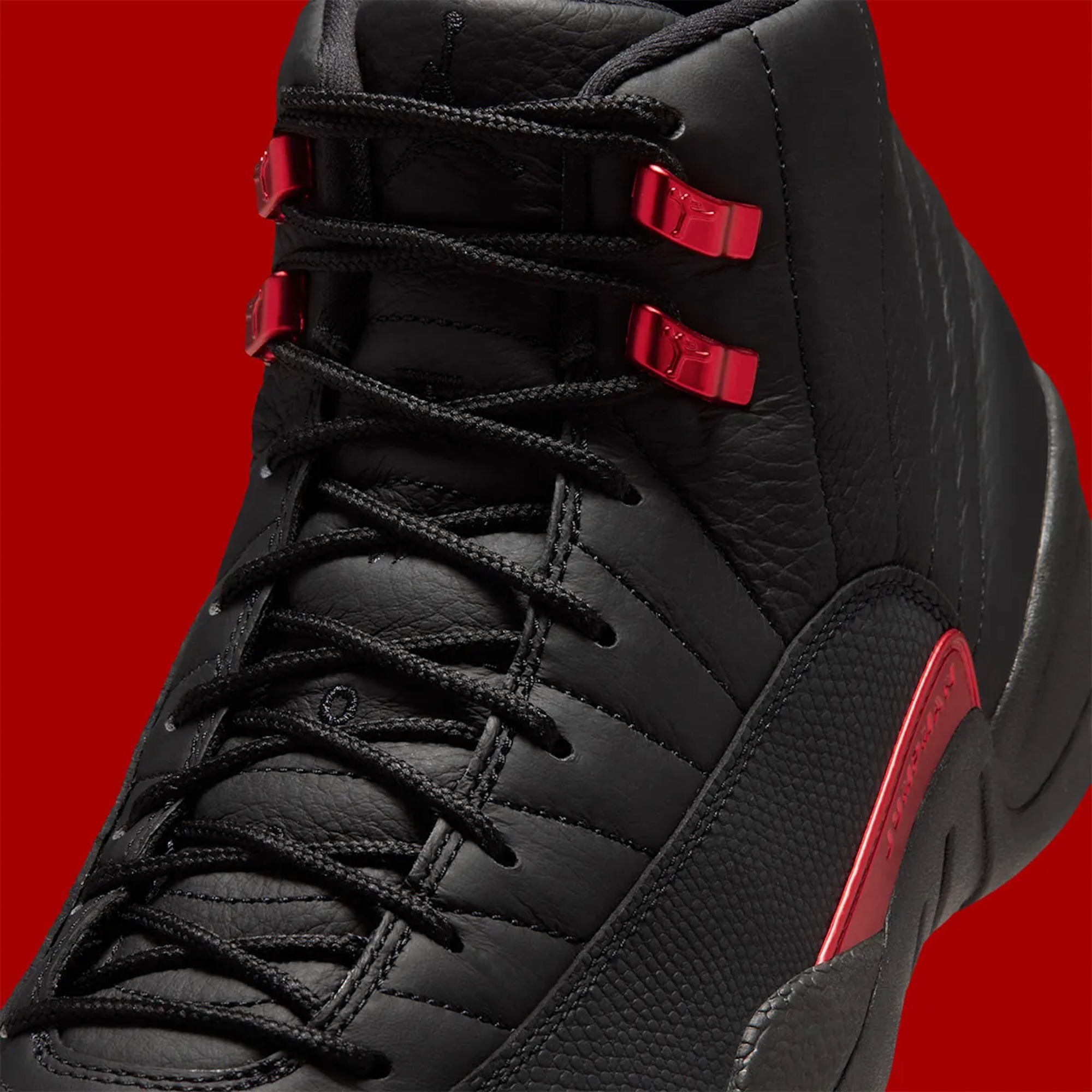 Air Jordan 12 "Bloodline"