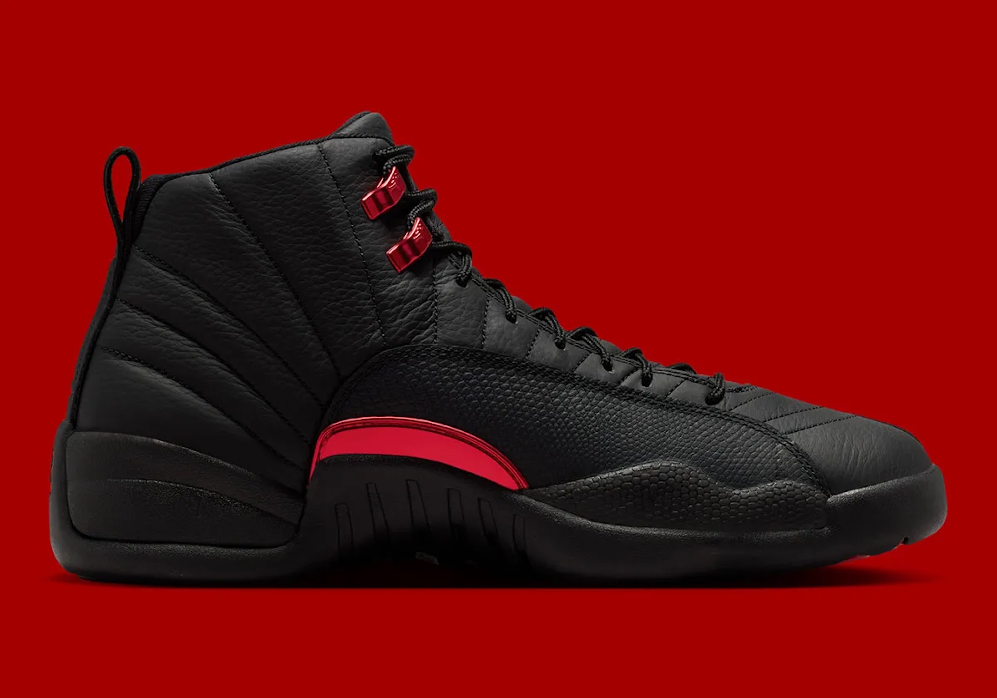 Air Jordan 12 "Bloodline"