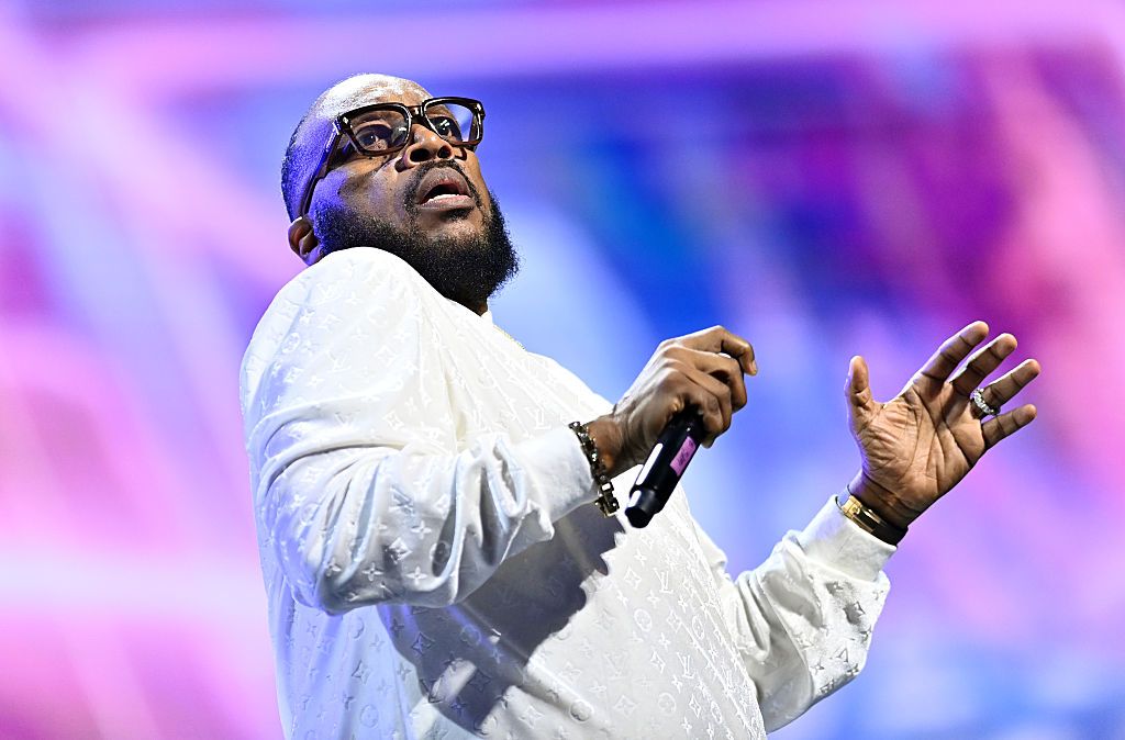 Marvin Sapp’s Roc Nation Deal Has Gospel Followers Gossiping Marvin Sapp’s Roc Nation Deal Has Gospel Followers Gossiping